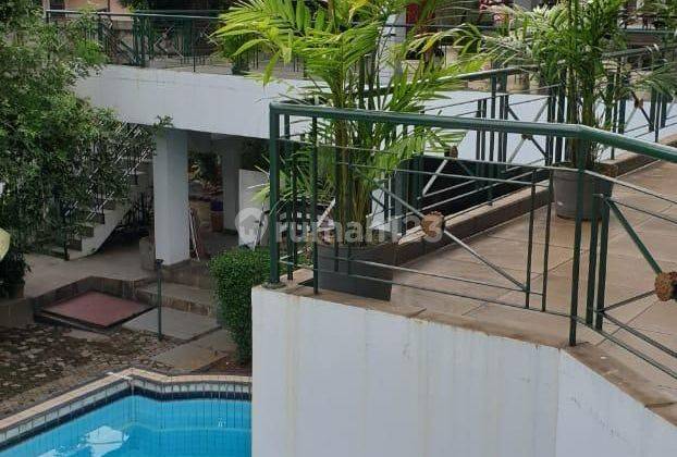 Dijual Rumah Mewah Dan Luas Lengkap Dengan Kolam Renang Terdiri Dari Dua Bangunan Rumah Dan Paviliun Terpisah Cocok Buat Dijadikan Tempat Usaha Atau Kantor Lokasi Didalam Komplek Pertanian Lebak Bulus,rumah Agak Jauh Dr Jalan Raya Jadi Tidak Berisik Tenan 2