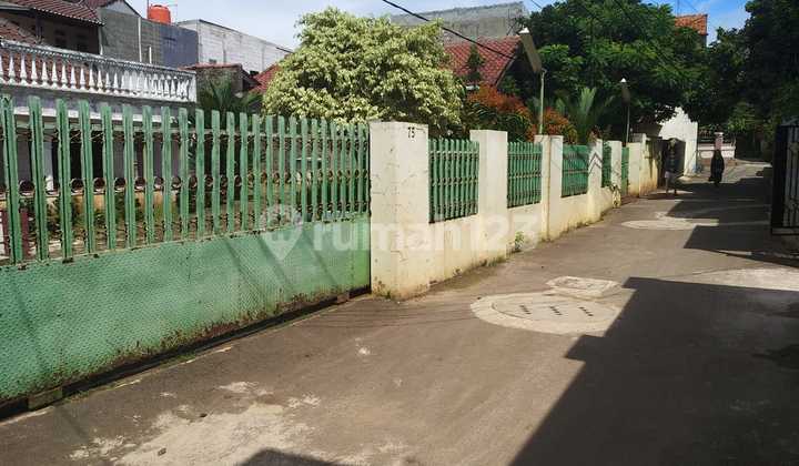 Dijual Rumah Lama Hitungan Tanah Aja Deket Sekolah Swalayan Lingkungan Juga Masih Asri  2