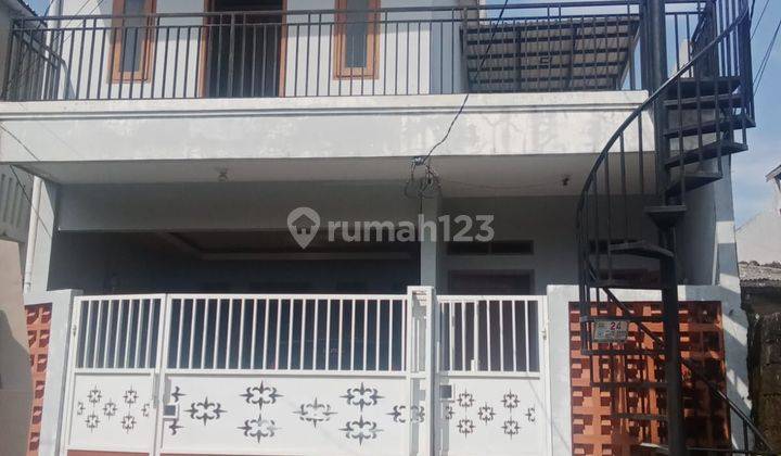 Dijual Rumah Secondary Bagus Siap Huni Dalam Pemukiman Lingkungan Rapih Udara Masih Segar Mudah Di Akses Deketkampus Uin Ciputat Deket Swalayan Deket Ke Kampus Dan Sekolah 1