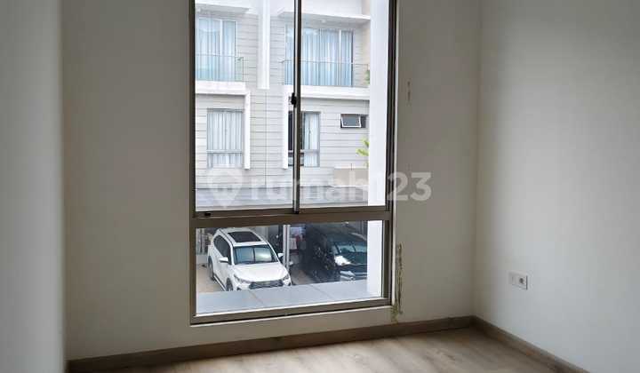 Dijual Murah Rumah Pik Golf Island Cluster Piano 6X12,5 2