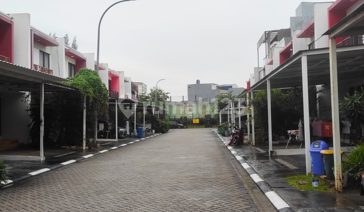 Dijual Rumah Green Lake City Cluster Asia 6X15 2