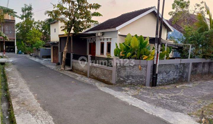 Jual Rumah Pucangan 2 Kartasura Jawa Tengah, Harga Murah 2