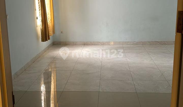 Dijual Murah Rumah Green Lake City Cluster Amerika Latin 6X18 2