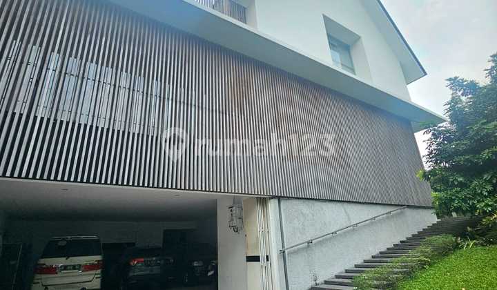 Dijual Bu Rumah di Radio Dalam Jakarta Selatan Dijual Bu Rumah di Radio Dalam Jakarta Selatan