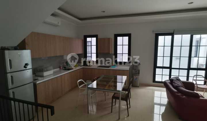 Disewakan Rumah Alam Sutera Cluster Winona 2