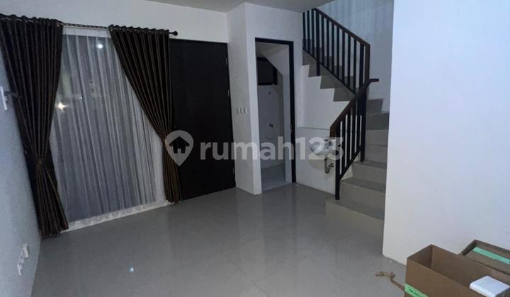 Disewakan Rumah Citra Garden Puri Jakarta Barat Disewakan Rumah Citra Garden Puri Jakarta Barat