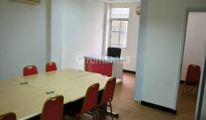 Ruang Kantor Bagus Kebayoran Baru Jakarta Selatan 2