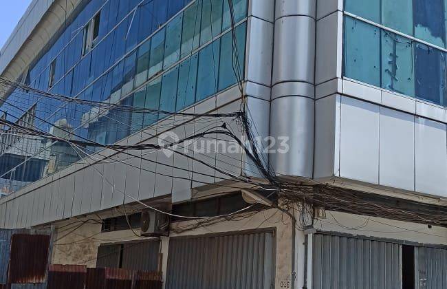 Turun Harga Disewakan Ruko 3 Lantai Area Ahmad Yani Makassar  5