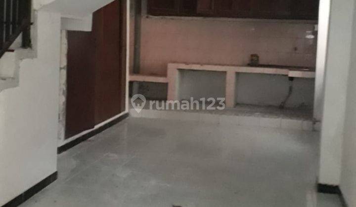 Jual cepat !!! Rumah akses mobil,  3 lantai  dipusat kota Tabanan Bali,   7