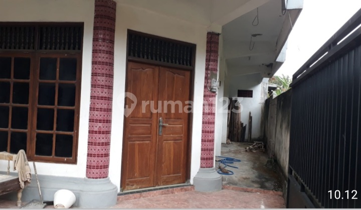 Jual cepat !!! Rumah akses mobil,  3 lantai  dipusat kota Tabanan Bali,   8