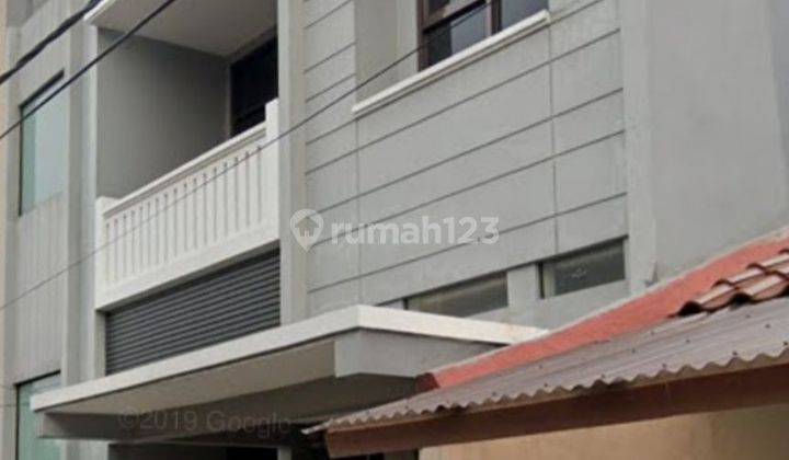 Rumah siap huni 2 lantai di Jalan Galaxy Bekasi Selatan  1