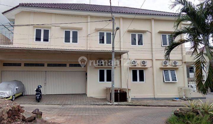 Rumah Kost 2 LT Mewah Siap Bisnis Tlaga Bodas Karang Rejo 2