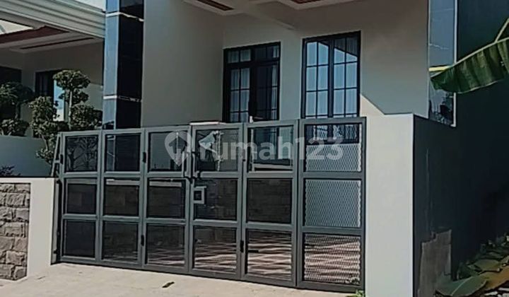 Rumah Mewah Ada Kolam Renang Manyaran Semarang Barat Tdk Jauh Simpang Lima Bandara 2