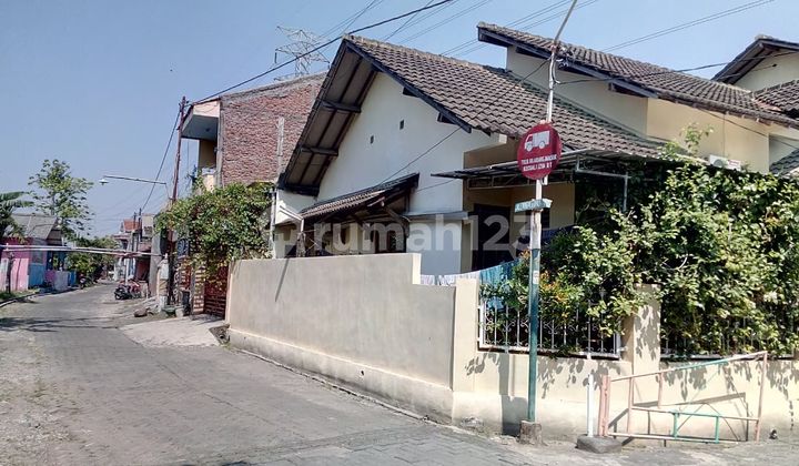 Rumah Bgs Siap Huni Jalan Panda Dkt Jalan Soekarno Hatta Raya Palebon Pedurungan Semarang 2