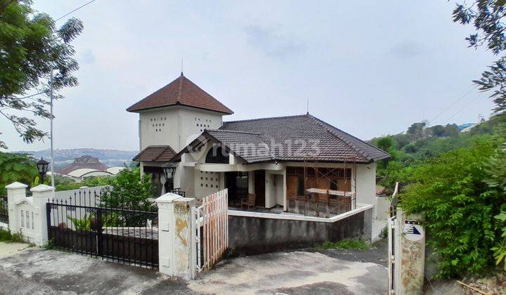 Rumah Mewah 3lt View Kota Laut Jalan Tumpang Raya Gajahmungkur  2