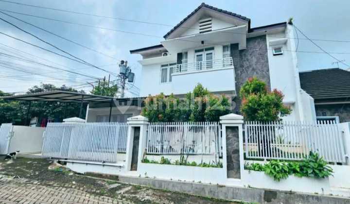 House 2 Floors Ready to Occupy Strategic Safe Comfortable Clean in Gondang Tembalang Upper Semarang City 1