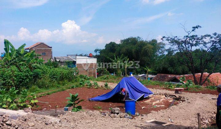 Rumah baru di Komllek DPR Cileunyi , Harga sangat terjangkau