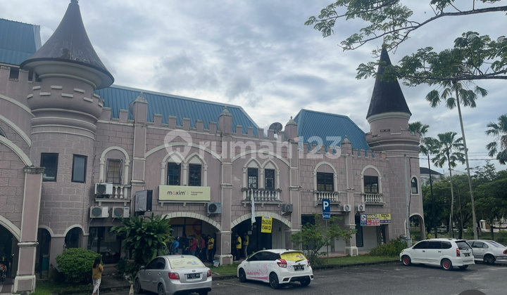 2 Adjacent Shop Houses Hook Next to Fantasy Mall Road 2