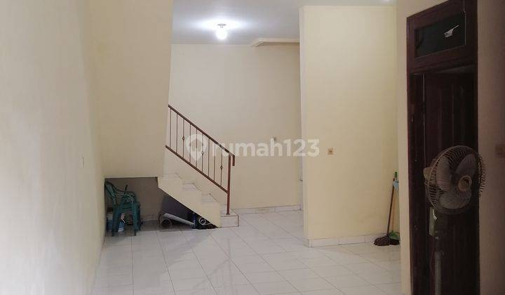 0414JA RUMAH Dekat Menceng Raya2 Lantai Rapi,Bersih,Sudah RENOVASI Rp800 juta Bisa nego tipis Contack Menerima Titip Jual,beli,sewa Property Hub Antolukas Wa 0813 1535 7990 