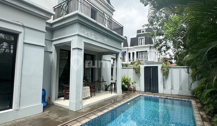 Dijual Rumah Townhouse di Kemang - Jakarta Selatan Dijual Rumah Townhouse di Kemang - Jakarta Selatan