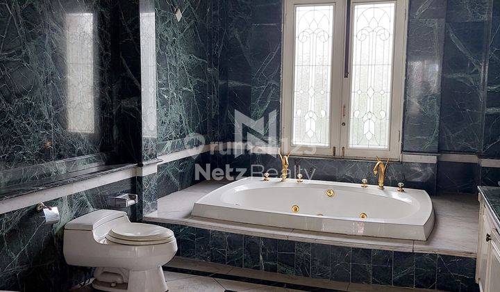 Rumah Bagus di Pondok Indah, Jakarta Selatan Hook Strategis 2