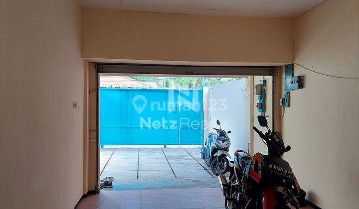 Rumah Siap Huni di Kemang, Bangka, Jakarta Selatan Swimming Pool 4
