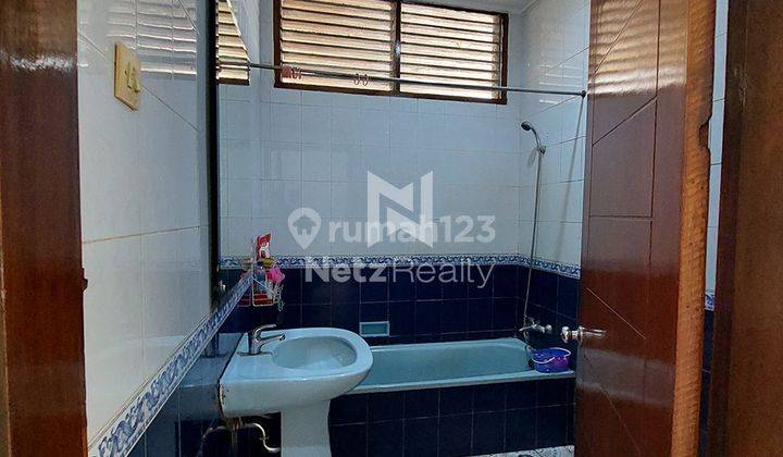 Rumah Siap Huni di Kemang, Bangka, Jakarta Selatan Swimming Pool 5