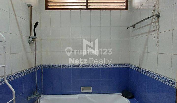 Rumah Siap Huni di Kemang, Bangka, Jakarta Selatan Swimming Pool 7