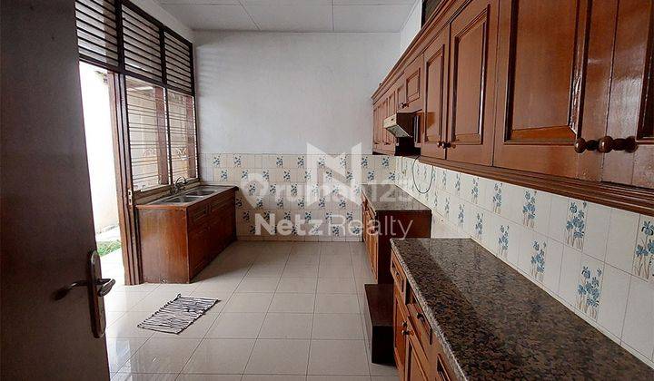 Rumah Siap Huni di Kemang, Bangka, Jakarta Selatan Swimming Pool 1