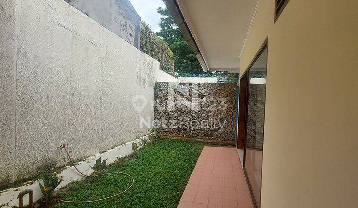 Rumah Siap Huni di Kemang, Bangka, Jakarta Selatan Swimming Pool 9