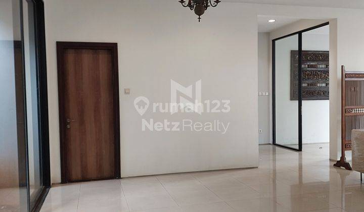 Rumah di Kemang, Jakarta Selatan ~ Dalam Townhouse ~ Swimming Pool 13