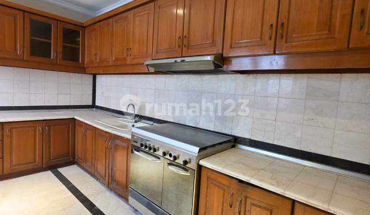 For Rent Comfortable & Good House Ready to Live in Kemang - South Jakarta