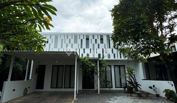 Disewakan Rumah Dalam Townhouse di Kemang Jakarta Selatan 2