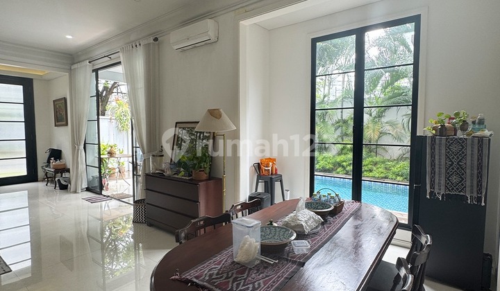 Dijual Rumah Townhouse di Kemang - Jakarta Selatan 2