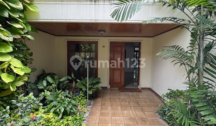 Classic House for Rent, Ready to Occupy, Kemang - South Jakarta 2