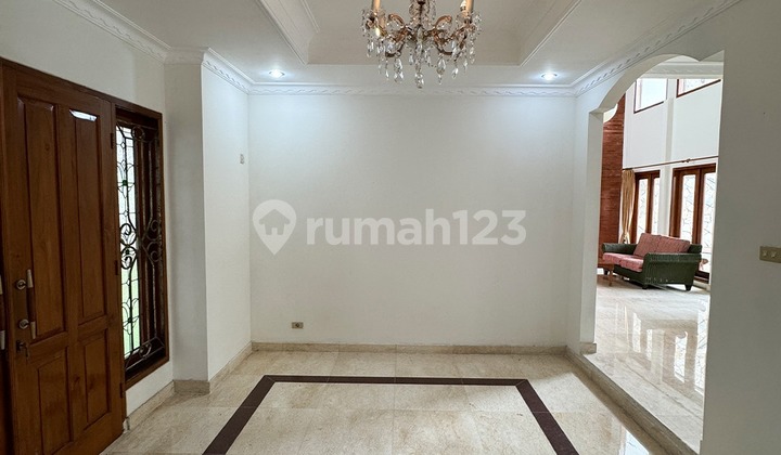 For Rent Ready-to-Occupy House in Cipete - South Jakarta 2