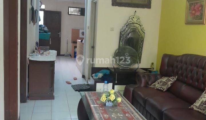 Rumah Strategis di Villa Japos Ciledug, Tangerang 2