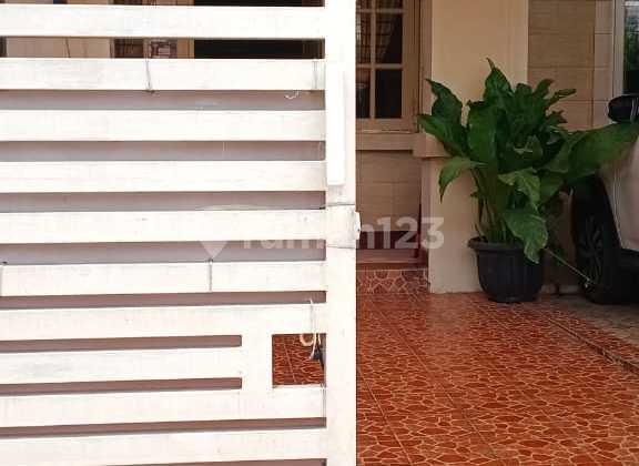 House for Rent for Business in Gria Jakarta Pamulang, Tangsel