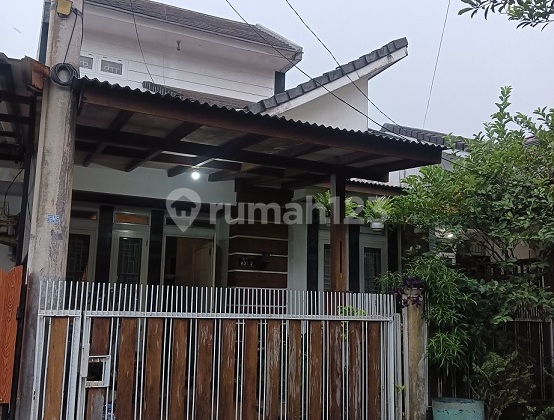 Rumah Dalam Cluster Minimalis di Bsd Serpong Terrace, Tangsel Rumah Dalam Cluster Minimalis di Bsd Serpong Terrace, Tangsel