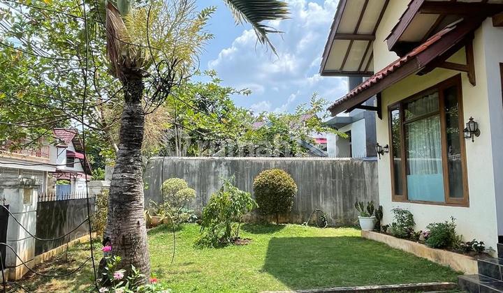 Strategic Serene House in Cirendeu Complex, South Tangerang