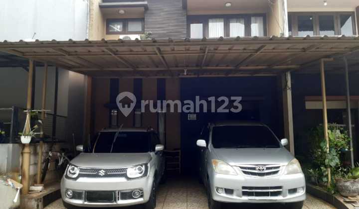 Rumah Cantik Dalam Cluster Di Cinere, Depok Rumah Cantik Dalam Cluster Di Cinere, Depok