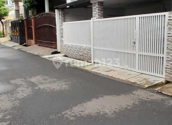 Rumah Strategis Di Pondok Bambu, Jakarta Timur
