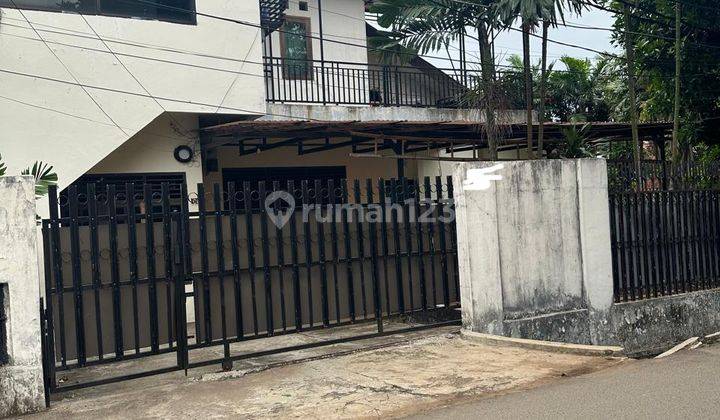 Rumah Tua Bonus Kostan di Kemanggisan, Jakarta Barat 2