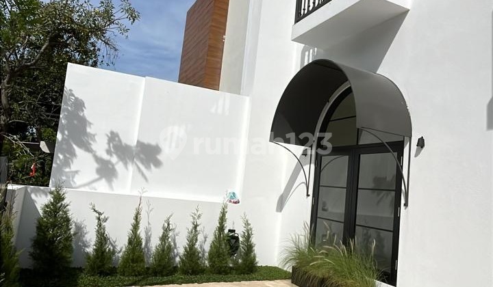 Brand new house near the Citraland culinary center.