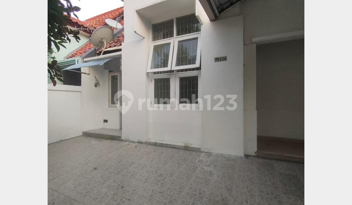 Bangunan 1.5 Lantai Rumah Taman Puspa Raya Dekat Pasar Modern Citraland