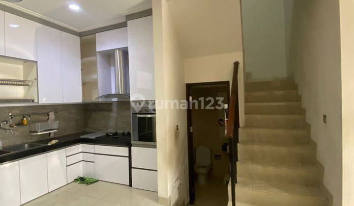 Dijual Rumah Bagus Di Green Lake City Furnish 2