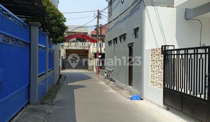 garasi/carport rumah siap huni di lubang