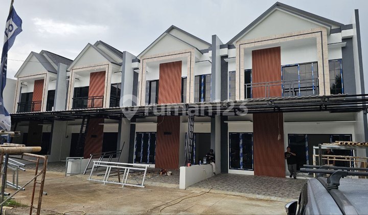 Rumah di Bambu Apus, Setu, Cipayung Dekat Mabes Cilangkap