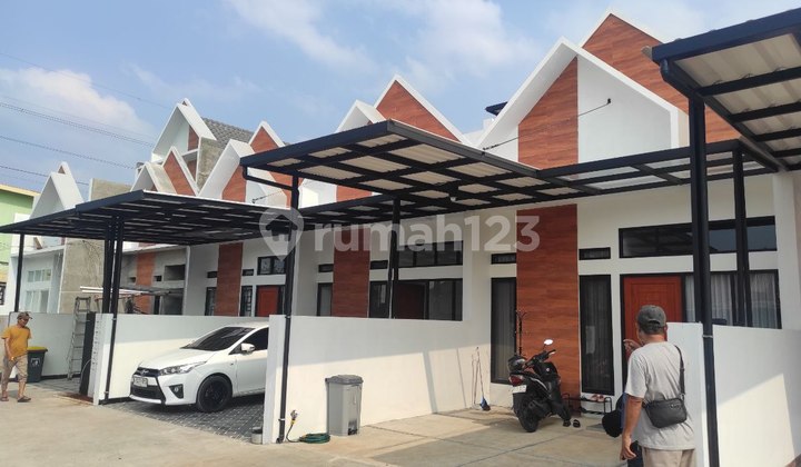 Bintara House, West Bekasi Near Bintara Toll, Cakung Station 2