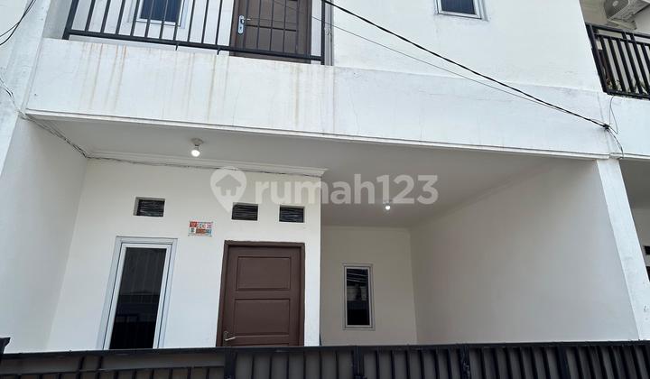 Rumah Second Siap Huni Di Bintara Jaya, Bekasi Barat, Sertifikat 2